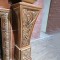 Изразцовый камин с декоративными колоннами и золочением. Палитра: Кабинет